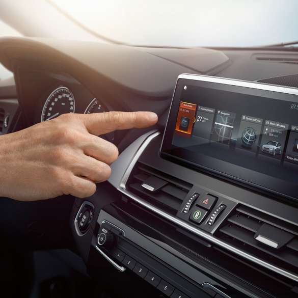 BMW Personal CoPilot BMW 2-serie Active Tourer BMW Personal CoPilot BMW 2-serie Active Tourer F45 2018 kontroldisplay kabine