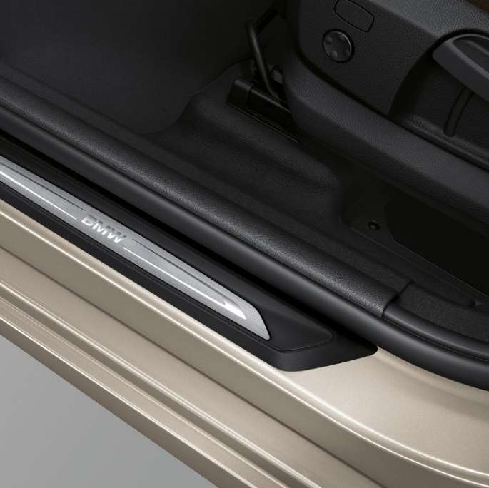 Indstigningslister BMW 2-serie Active Tourer Luxury Line Indstigningslister BMW 2-serie Active Tourer Luxury Line 225i xDrive F45 2018 Jucaro Beige metallic