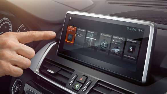 Touch Interface BMW 2-serie Active Tourer Touch Interface kontroldisplay BMW 2-serie Active Tourer F45 2018 kabine