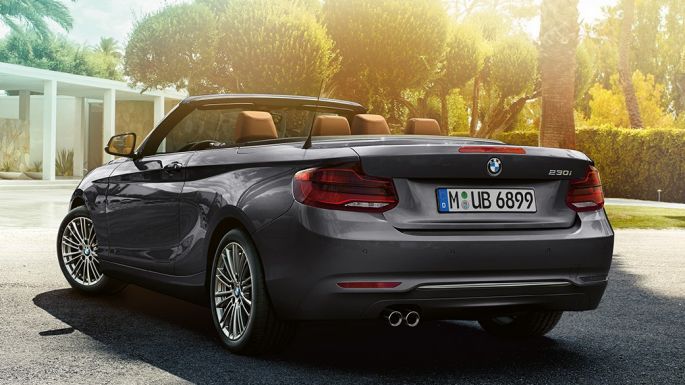 BMW 2-serie Cabriolet, set bagfra let drejet BMW 2-serie Cabriolet, set bagfra let drejet