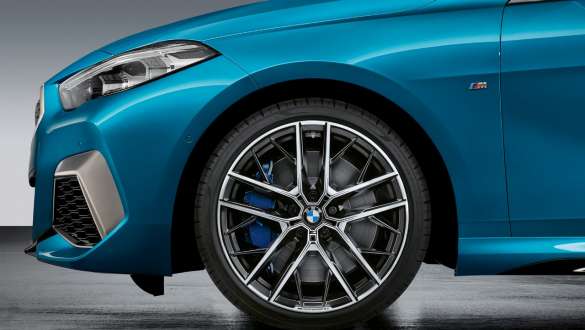 19" M Performance letmetalhjul 555 M BMW 2-serie Gran Coupé 19" M Performance letmetalhjul med dobbelteger 555 M Bicolor BMW 2-serie Gran Coupé Snapper Rocks Blue metallic F44 udvendigt udstyr