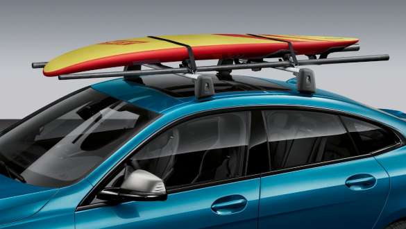 Surfboardholder BMW 2-serie Gran Coupé Surfboardholder til tagtransport BMW 2-serie Gran Coupé Snapper Rocks Blue metallic F44 udvendigt udstyr