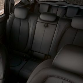 Bagsæde BMW 2-serie Gran Tourer Bagsæde BMW 2-serie Gran Tourer F46 2018 interiør