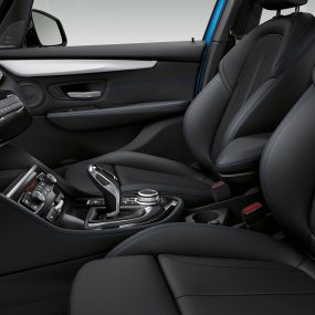 Sportssæder BMW 2-serie Gran Tourer Sportssæder BMW 2-serie Gran Tourer F46 2018 kabine