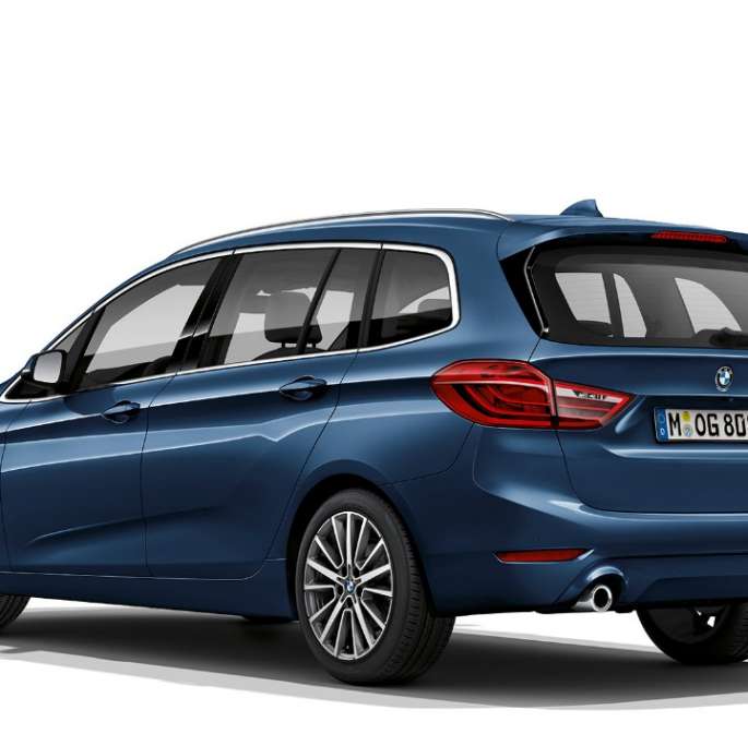 BMW 2-serie Gran Tourer Advantage set bagfra let drejet BMW 2-serie Gran Tourer 218i Advantage F46 Facelift 2018 Mediterranean Blue metallic set bagfra let drejet