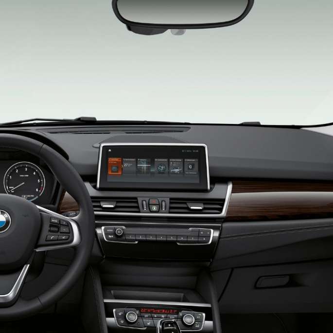 Cockpit BMW 2-serie Gran Tourer Luxury Line Cockpit BMW 2-serie Gran Tourer 218d xDrive Luxury Line F46 2018 kabine