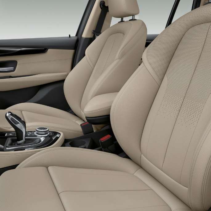 Sportssæder BMW 2-serie Gran Tourer Sport Line Sportssæder BMW 2-serie Gran Tourer 220d Sport Line F46 2018 kabine