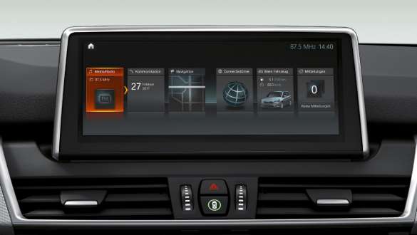 Touch Interface BMW 2-serie Gran Tourer Touch Interface kontroldisplay BMW 2-serie Gran Tourer F46 2018 kabine