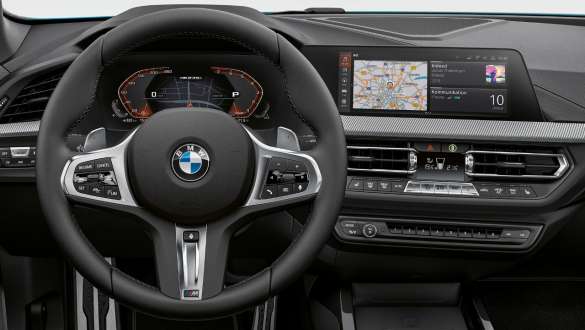 M sportsstyring BMW M235i xDrive Gran Coupé F44 M sportsstyring BMW M235i xDrive Gran Coupé F44 cockpit
