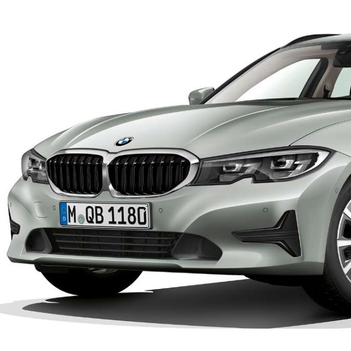 Model Advantage set forfra let drejet BMW 3-serie Touring, Model Advantage set forfra let drejet