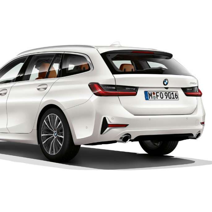 Model Luxury Line set bagfra let drejet BMW 3-serie Touring, Model Luxury Line set bagfra let drejet