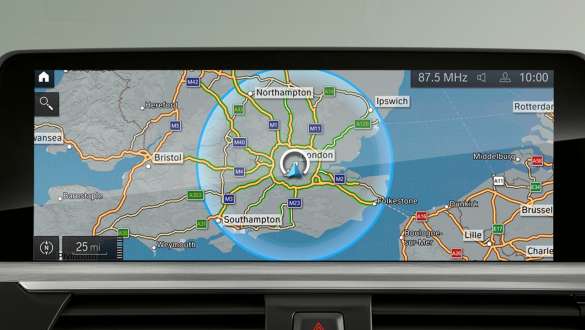 Plug-in-hybrid BMW 3-serie Touring 2021 G21 navigationssystem Plug-in-hybrid BMW 3er Touring 2021 G21 navigationssystem nærbillede
