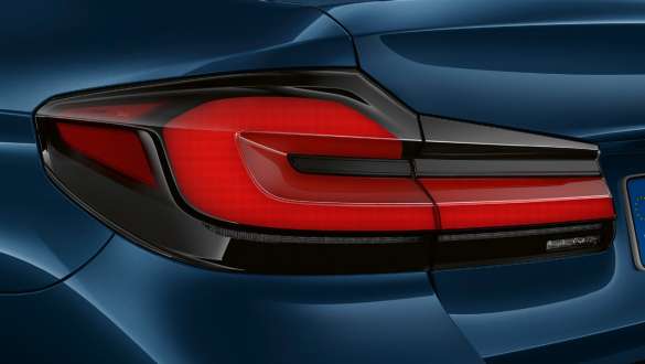 LED-baglygter BMW 5-serie Sedan G30 LED-baglygter BMW 5-serie Sedan G30 Facelift 2020 Phytonic Blue nærbillede af bagende