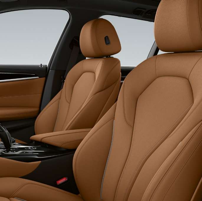 Indtræk BMW 5-serie Touring G31 M Sportspakke Indtræk i læder "Dakota" cognac, fremhævede syninger med kanter i kontrast BMW 5-serie Touring 530e G31 2020 M Sportspakke kabine