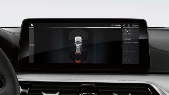 Bakassistent BMW 5-serie Touring G31 Bakassistent BMW 5-serie Touring G31 Facelift 2020 interiør cockpit