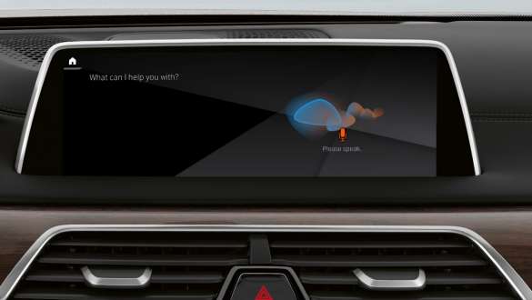 BMW 7-serie Sedan: Remote Software Upgrade BMW 7-serie Sedan: Display og instrumentpanel viser Remote Software Upgrade