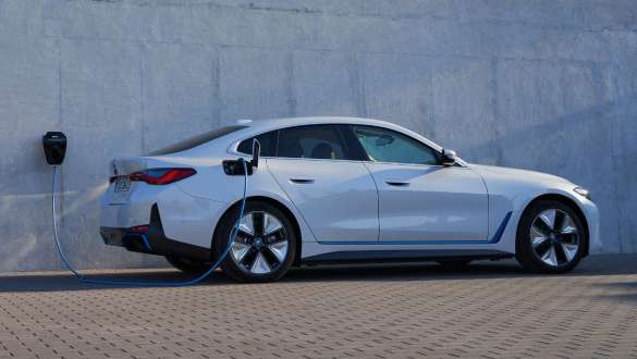 BMW i4 eDrive40 G26 2021 opladning hjemme BMW i4 eDrive40 G26 2021 opladning hjemme