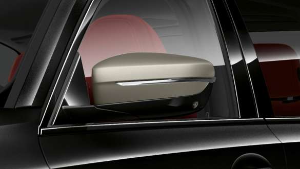 Individual Shadow Line, højglans BMW M340i xDrive Sedan Individual Shadow Line, højglans BMW M340i xDrive Sedan G20 Sapphire Black metallic nærbillede