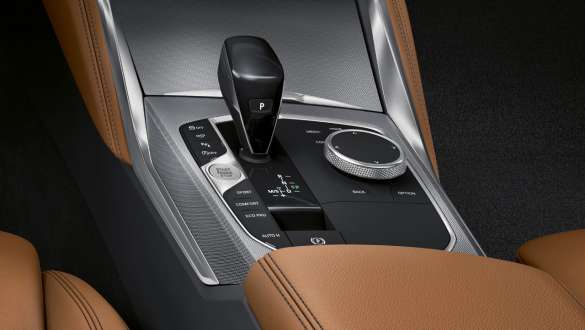 Kabine Steptronic-sportsgearkasse BMW M440i xDrive Coupé G22 2020 Steptronic-sportsgearkasse BMW M440i xDrive Coupé G22 2020 kabine detalje gearskifter