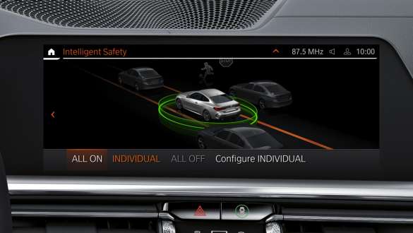 Driving Assistant Professional BMW M440i xDrive Coupé G22 2020 Driving Assistant Professional BMW M440i xDrive Coupé G22 2020 nærbillede