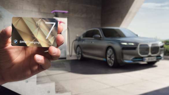 Opladning på farten BMW i7 M70 xDrive Sedan G70 BMW i7 M70 xDrive Sedan G70 opladning på farten