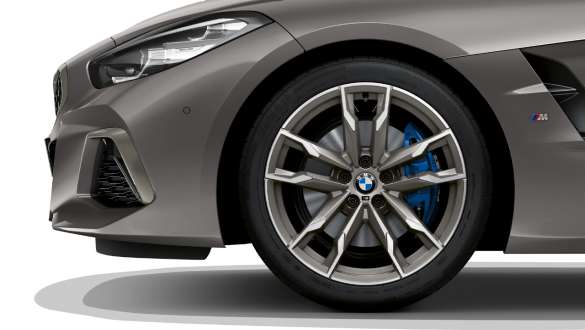 M sportsbremser BMW Z4 M40i G29 M sportsbremse BMW Z4 M40i G29 2019 BMW Individual Frozen Grey Metallic set fra siden fælg