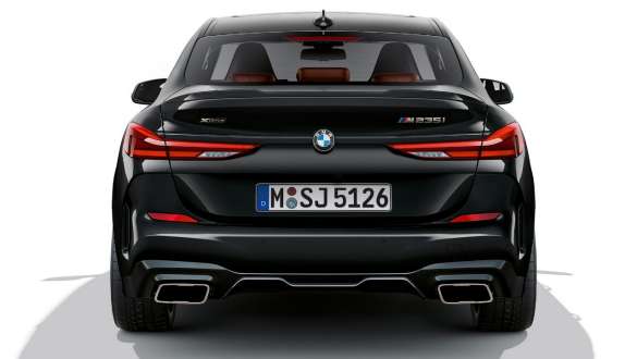 M specifikt udstødningssystem BMW M235i xDrive Gran Coupé M specifikt udstødningssystem BMW M235i xDrive Gran Coupé Black Sapphire metallic F44 set bagfra