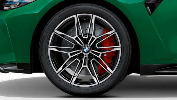19"/20" M smedefælge 825 M Bicolor sort BMW M3 Sedan G80 2020 BMW M3 Sedan G80 2020 19"/20" M smedefælge 825 M Bicolor sort nærbillede af hjul