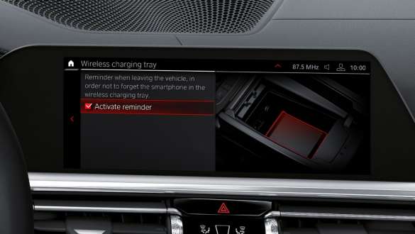 Telefoni med trådløs opladning BMW M3 Sedan G80 G20 BMW M3 Sedan G80 G20 telefoni med trådløs opladning kontroldisplay kabine