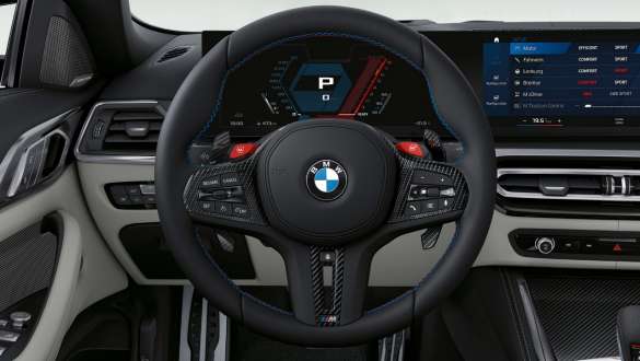 M kulfiberrat BMW M4 Competition Cabriolet med M xDrive G83 2021 BMW M4 Cabriolet indvendigt udstyr Competition G83 2021 kabine M cockpit med kulfiberrat