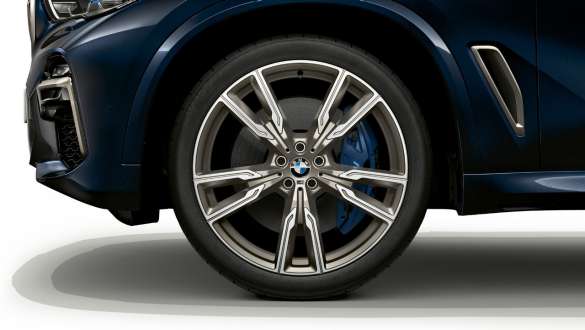 M letmetalfælge BMW X5 M50i og M50d M letmetalfælge 747 M BMW X5 M50i og M50d Carbon Black Metallic G05