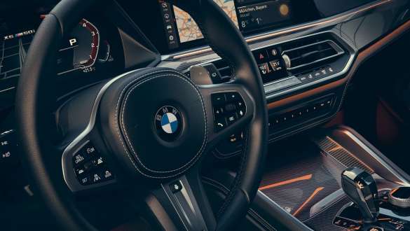 BMW X6 M50i Steptronic Sport gearkasse G06 BMW X6 M50i G06 2018 SUV Steptronic Sport gearkasse cockpit M læderrat