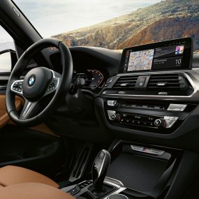 BMW X3 M40i, rat og dashboard BMW X3 M40i, rat og dashboard