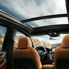 BMW X3 M40i, interiørfoto fra cockpittet BMW X3 M40i, interiørfoto fra cockpittet