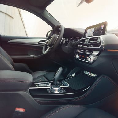 Eksklusivt indvendigt udstyr BMW X4 Eksklusivt indvendigt udstyr BMW X4 G02 2018 kabine