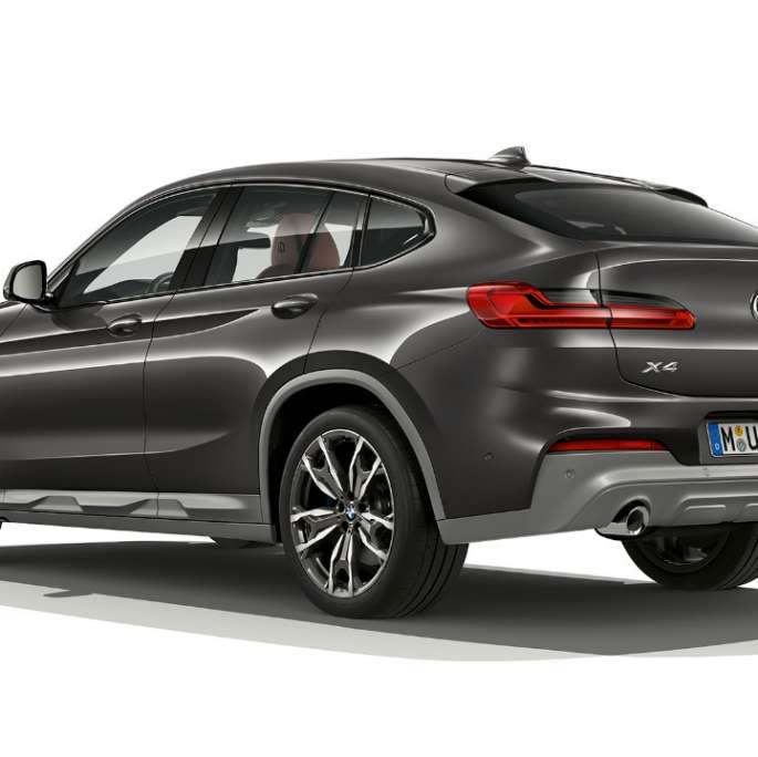 BMW X4 M Sport X set bagfra let drejet BMW X4 xDrive30i M Sport G02 2018 Sophisto Grey Brillant-effekt set bagfra let drejet