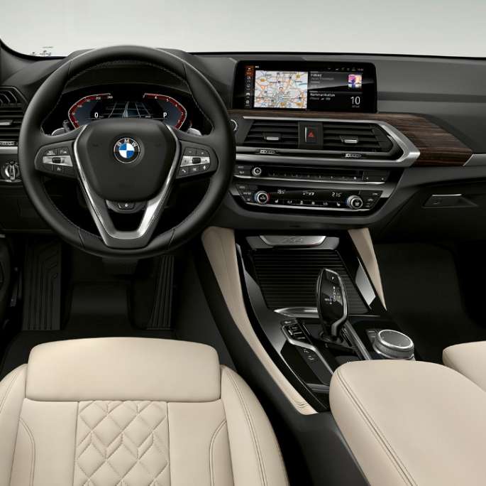 Cockpit BMW X4 xLine Cockpit BMW X4 xDrive20d xLine G02 2018 kabine