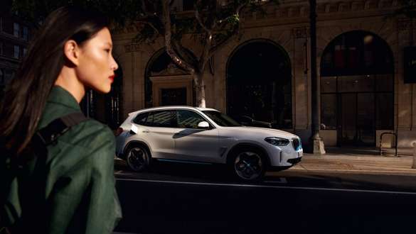 BMW iX3 BMW iX3
