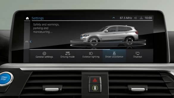 Driving Assistant Professional BMW iX3 G08 Driving Assistant Professional BMW iX3 G08 2020 kontroldisplay kabine