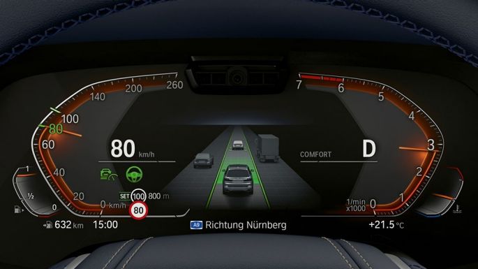 Driving Assitant Plus & Parking Assistant Plus Driving Assitant Plus & Parking Assistant Plus: Nærbillede af instrumentpanel