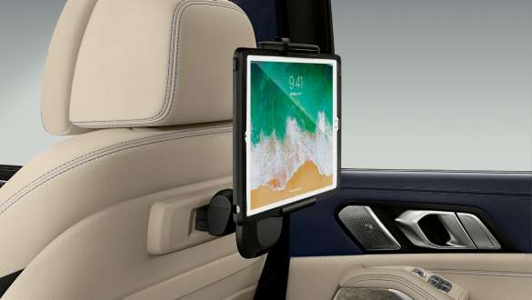 Universalholder til tablets med BMW Safety Case til Travel & Comfort System BMW X7 G07 2019 Universalholder til tablets med BMW Safety Case til Travel & Comfort System BMW X7 G07 2019