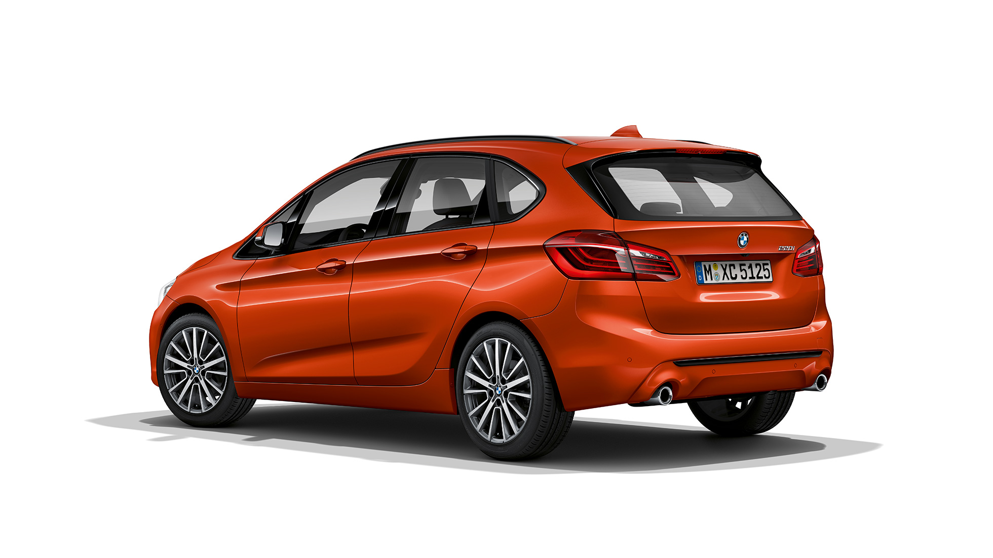BMW 2-serie Active Tourer Sport Line set bagfra let drejet BMW 2-serie Active Tourer Sport Line 220i F45 2018 Sunset Orange Metallic set bagfra let drejet