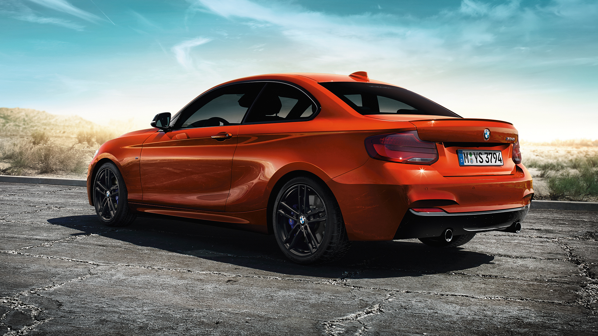 BMW 2-serie Coupé, set bagfra let drejet BMW 2-serie Coupé, set bagfra let drejet