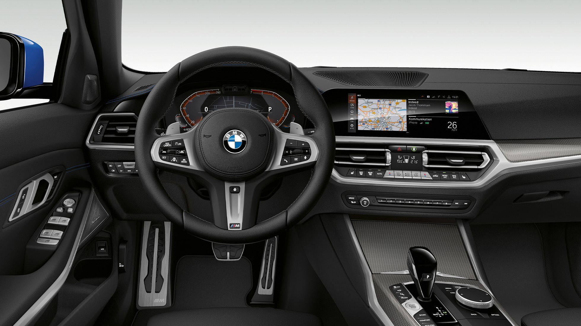 BMW 3-serie Sedan, Model M Sport-cockpit. Nærbillede af cockpit i førersiden i BMW 3-serie Sedan set forfra, med Model M Sport.