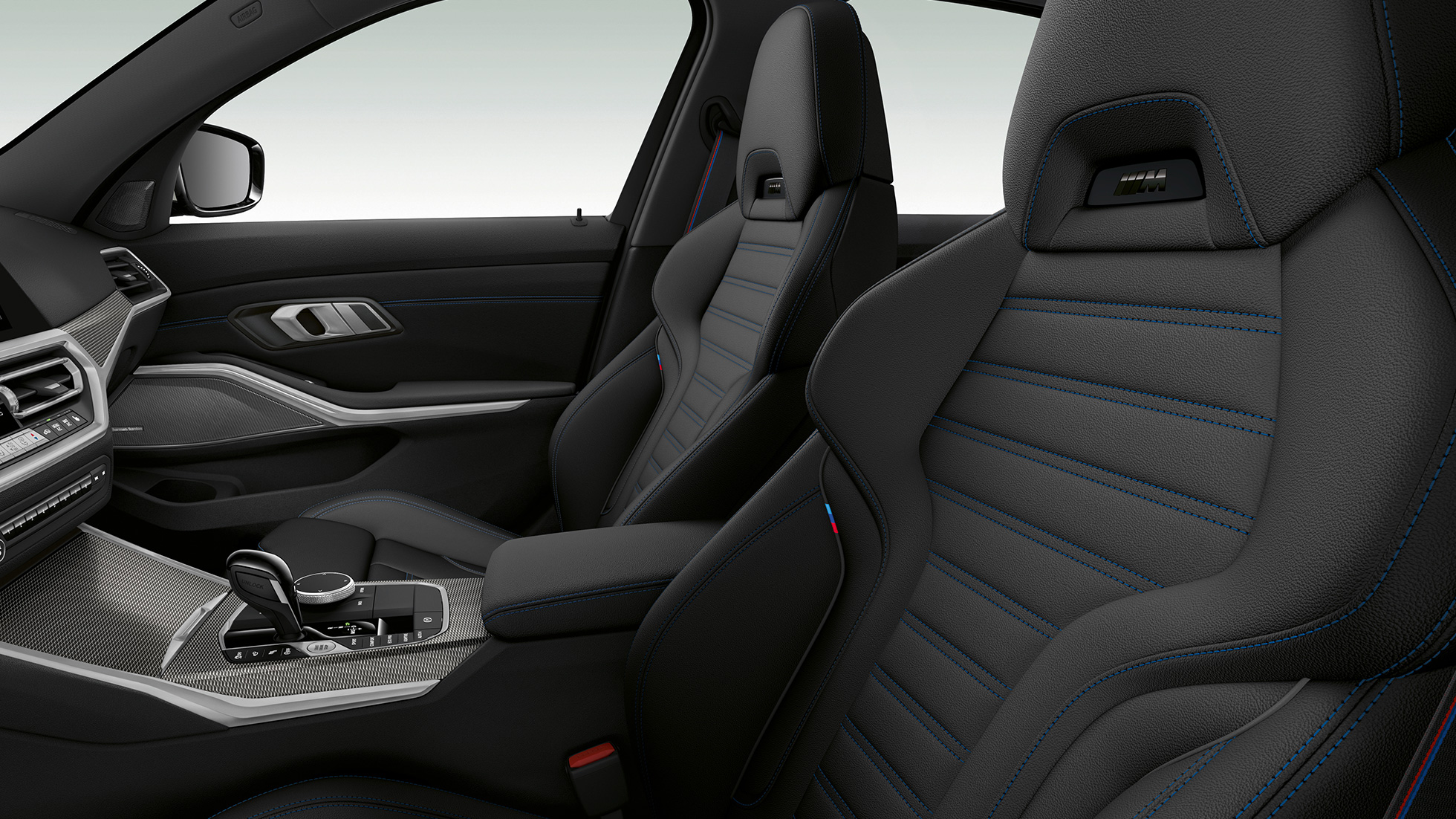 BMW 3-serie Sedan, Model M Sport-forsæder Nærbillede fra siden af forsæder i BMW 3-serie Sedan med Model M Sport-udstyr.