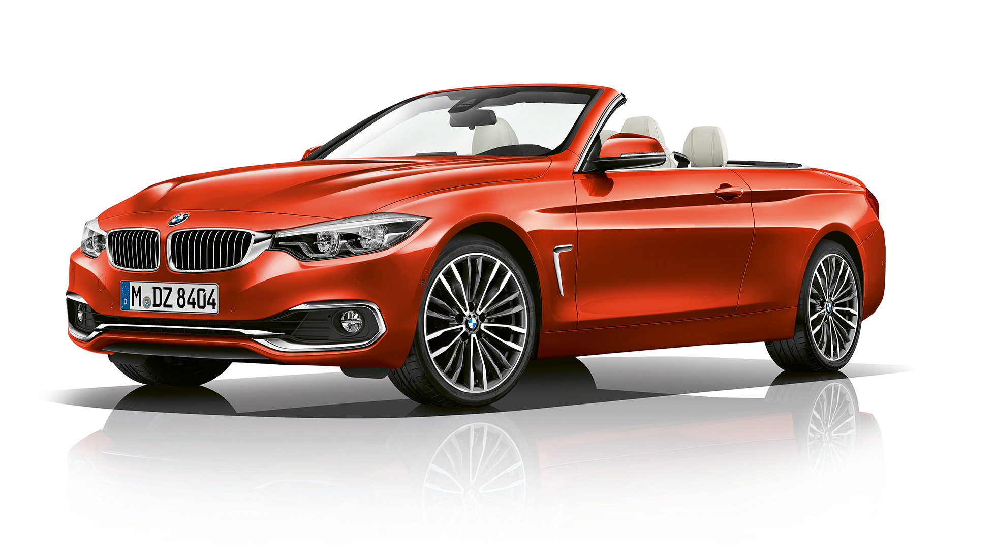 BMW 4-serie Cabriolet, Model Luxury Line, trekvartbillede forfra BMW 4-serie Cabriolet, Model Luxury Line, trekvartbillede forfra