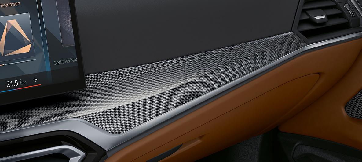 BMW Individual interiørlister i aluminiumsvæv med højglans og detaljestribe i perleglanskrom BMW 4-serie Cabriolet 2020 G23 Individual kabine BMW Individual interiørlister i aluminiumsvæv med højglans og detaljestribe i perleglanskrom BMW 4-serie Cabriolet G23 2020 kabine