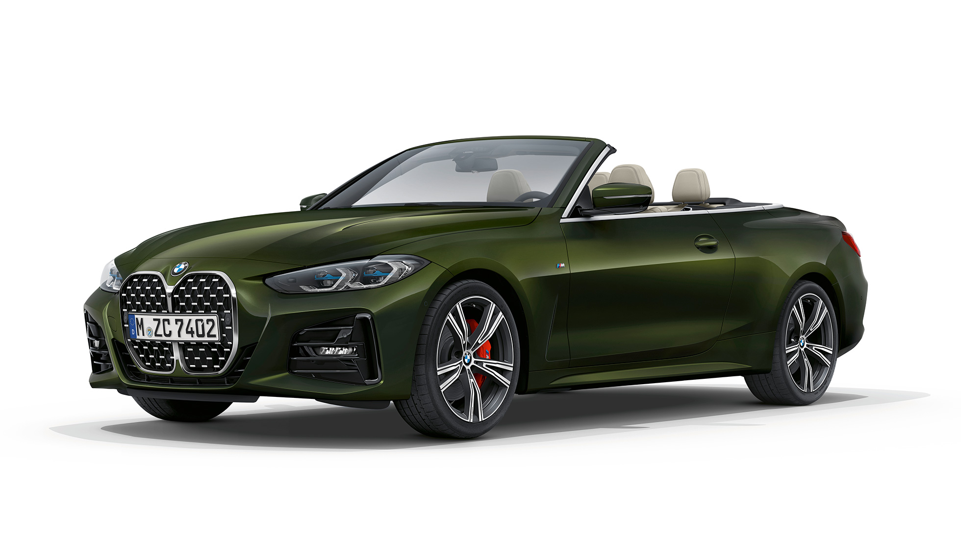 BMW 4-serie Cabriolet M Sport G23 2020 set forfra let drejet BMW 4-serie Cabriolet G23 2020 M Sport Bluestone metallic set forfra let drejet