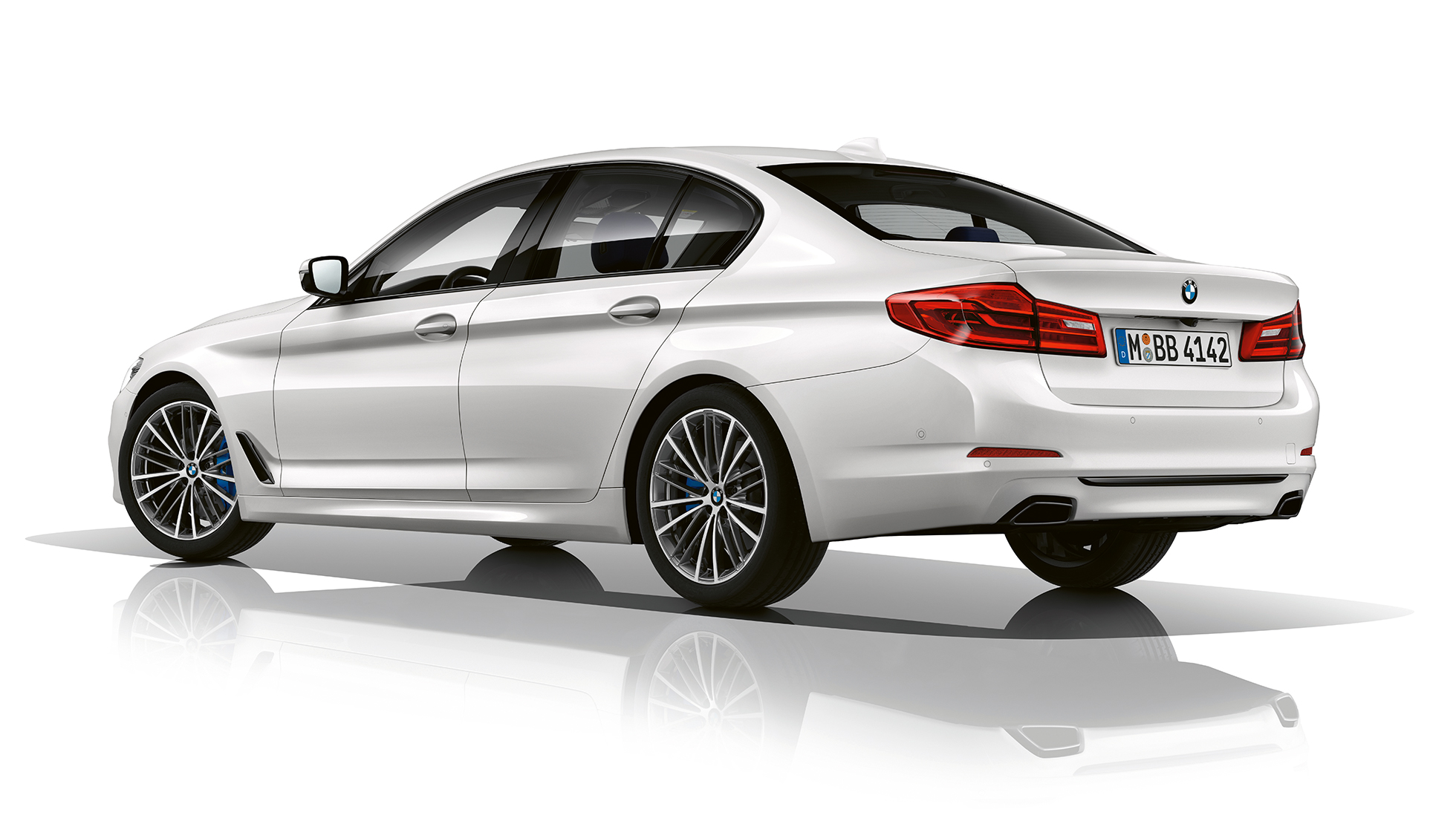 Sport Line set bagfra let drejet BMW 5-serie Sedan Sport Line BMW 5-serie Sedan 540i Sedan G30 Alpine White Metallic set bagfra let drejet