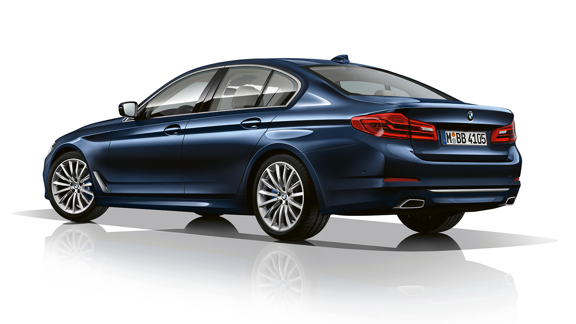 Luxury Line set bagfra let drejet BMW 5-serie Sedan Luxury Line BMW 5-serie Sedan 540d Sedan G30 Imperial Blue Brillant-effekt Metallic set bagfra let drejet